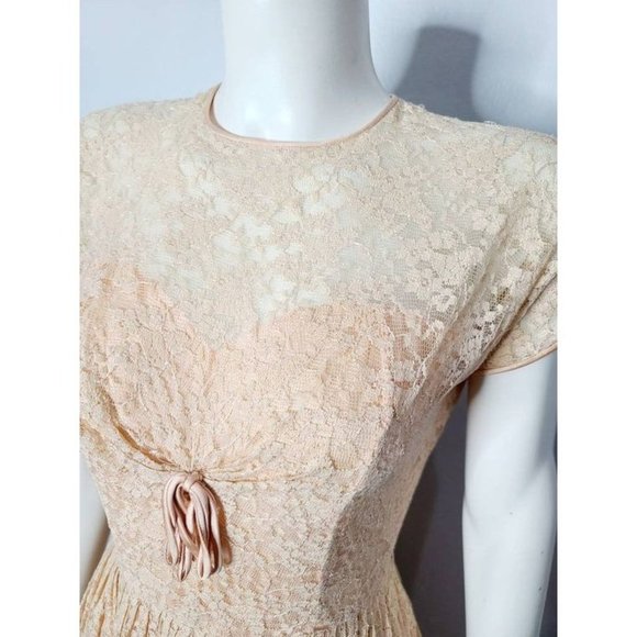 Vintage 1950s Lace Cocktail Dress US4P - Picture 3 of 11